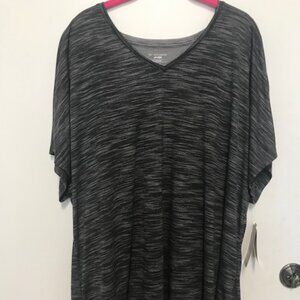 NWT Tek Gear DryTek Woman Top Activewear Top w/Open Mesh Back. 2X ($36)